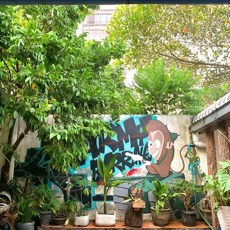 Vang Vieng Lily Backpackers Hostel Εξωτερικό φωτογραφία