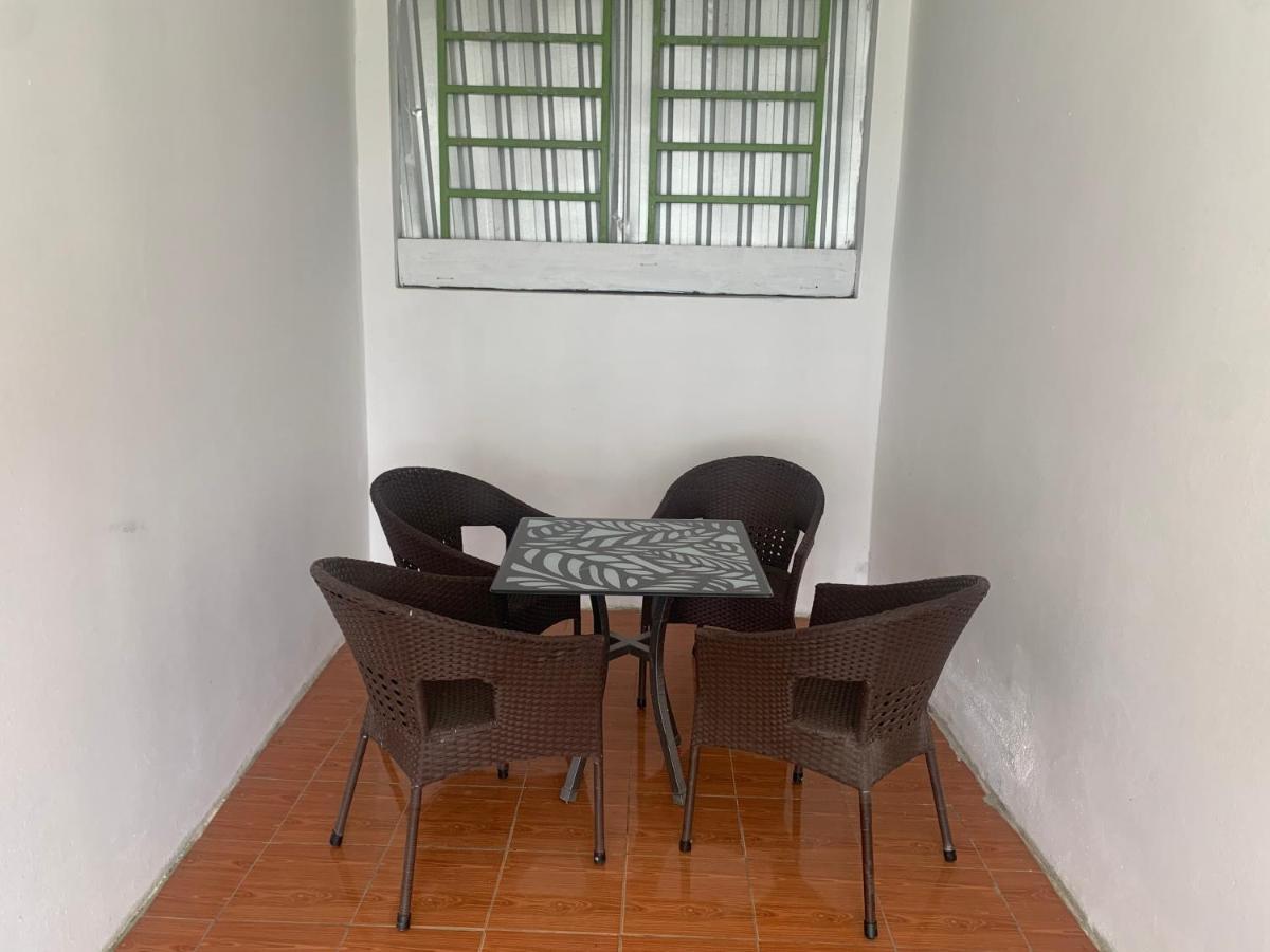 Vang Vieng Lily Backpackers Hostel Εξωτερικό φωτογραφία