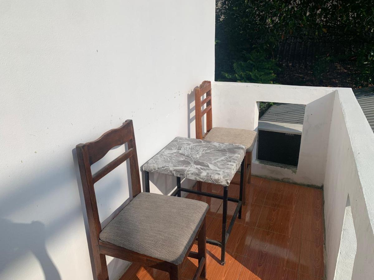 Vang Vieng Lily Backpackers Hostel Εξωτερικό φωτογραφία
