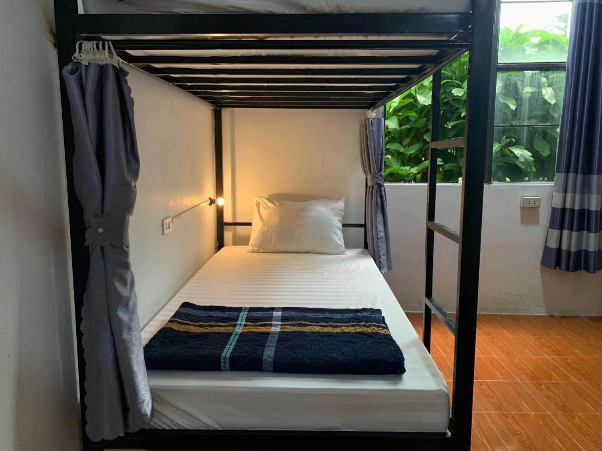 Vang Vieng Lily Backpackers Hostel Εξωτερικό φωτογραφία