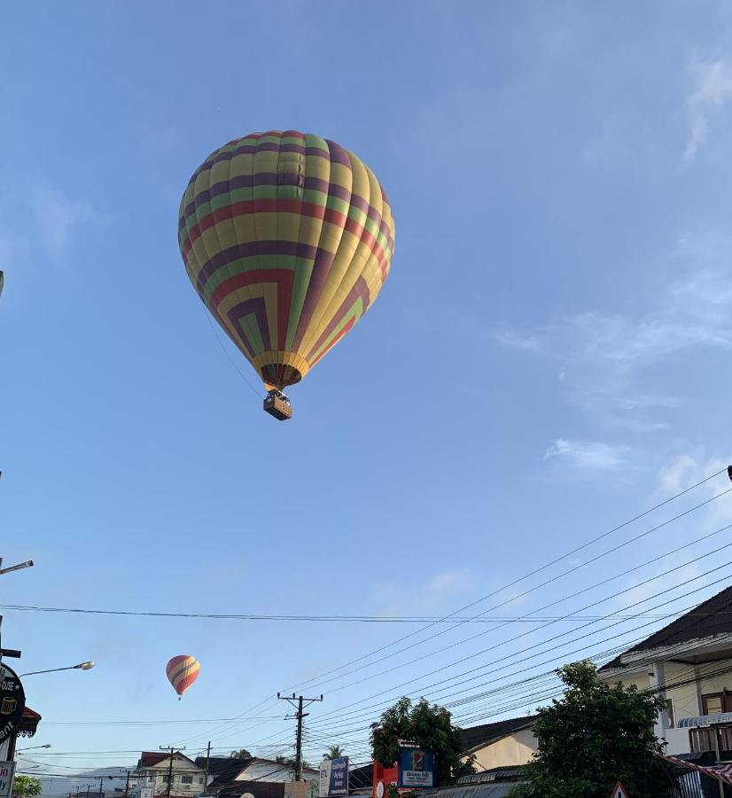 Vang Vieng Lily Backpackers Hostel Εξωτερικό φωτογραφία