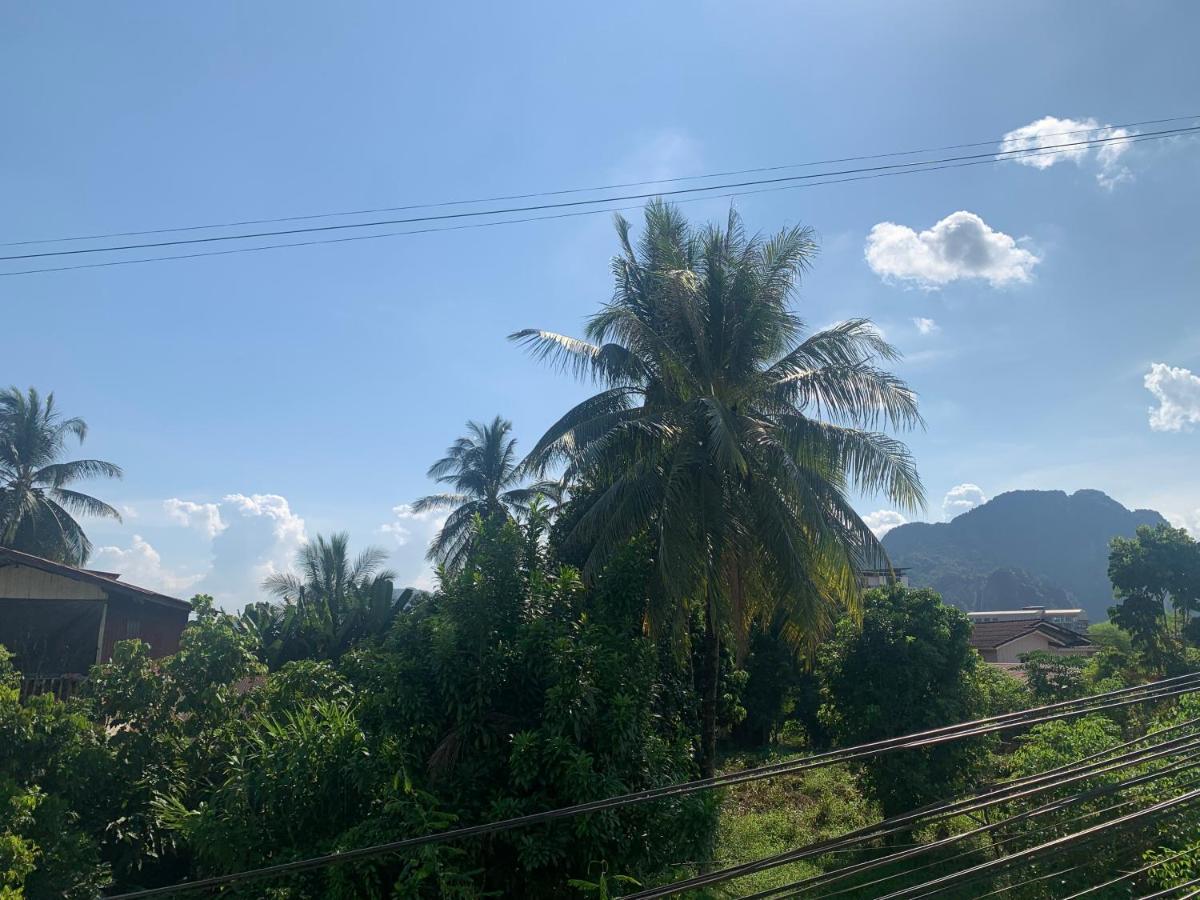 Vang Vieng Lily Backpackers Hostel Εξωτερικό φωτογραφία