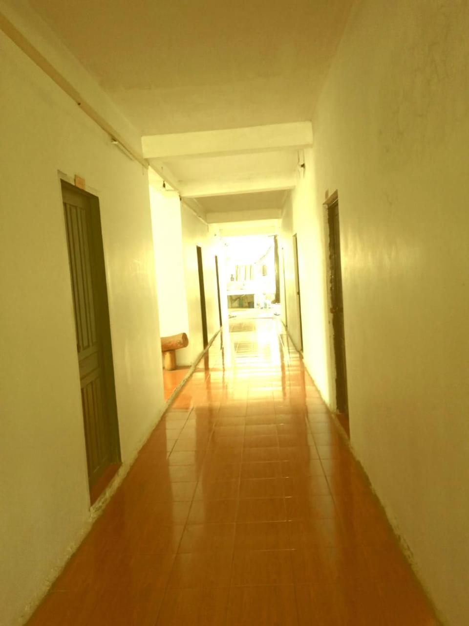 Vang Vieng Lily Backpackers Hostel Εξωτερικό φωτογραφία